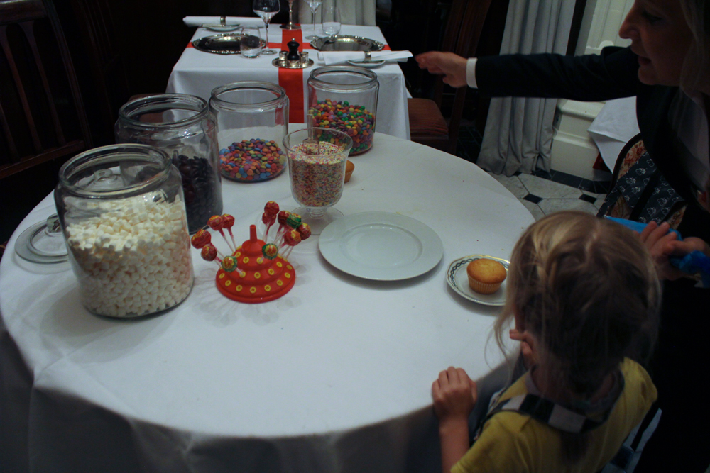 Decorating cupcakes Milestone Hotel